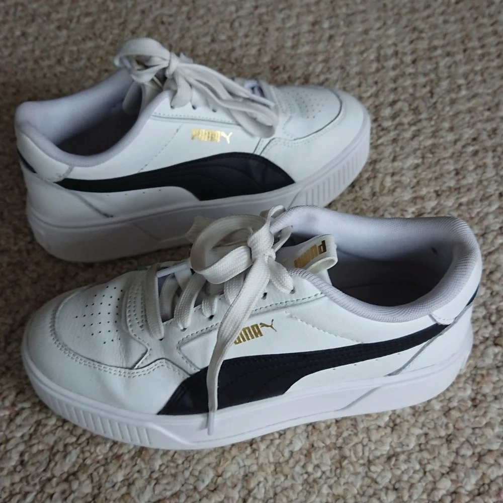 PUMA Karmen Rebelle Platform Sneaker size 7
